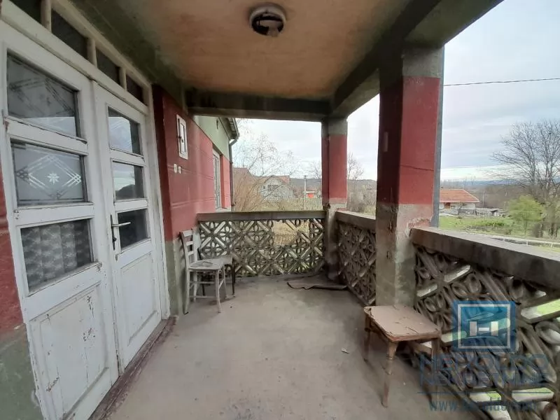 Kuća za adaptaciju ili rušenje – odličan plac za novu gradnju! 5