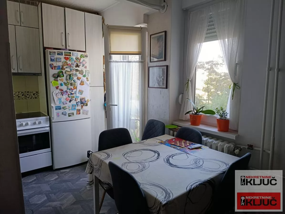 AVIJATIČARSKO NASELJE, 50m2, Dvoiposoban, Fasadna cigla 4