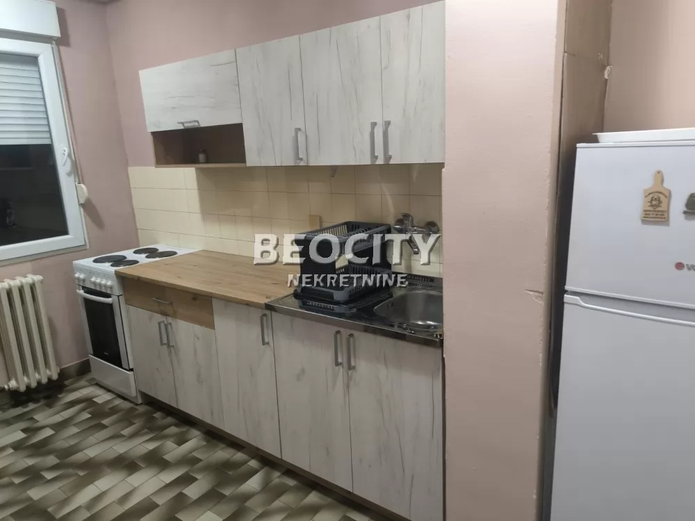 Dvosoban stan, 64 m2, Novo naselje, Bulevar Jovana Dučića ID: 126354 3