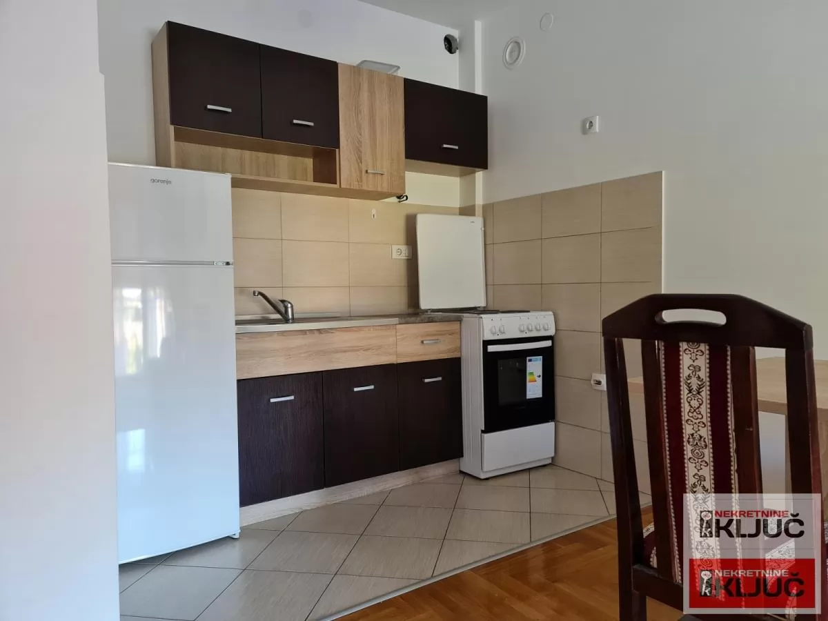 GRBAVICA IZDAJE SE JEDNOIPOSOBAN NAMEŠTEN STAN 3