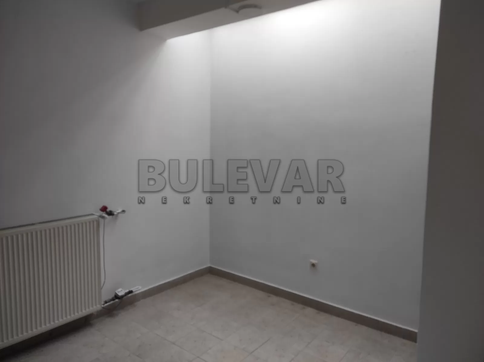 Lokal, 15 m2, Centar, Milutina Markovića ID: i-015399 3