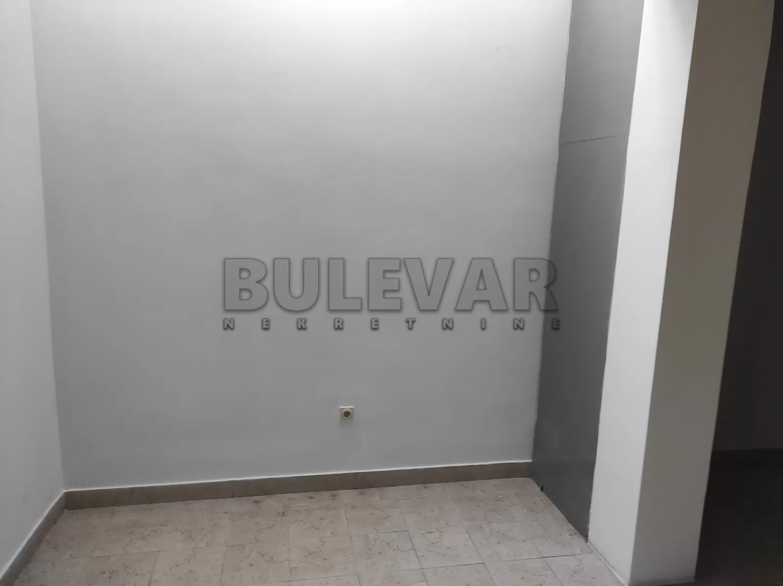 Lokal, 15 m2, Centar, Milutina Markovića ID: i-015399 4