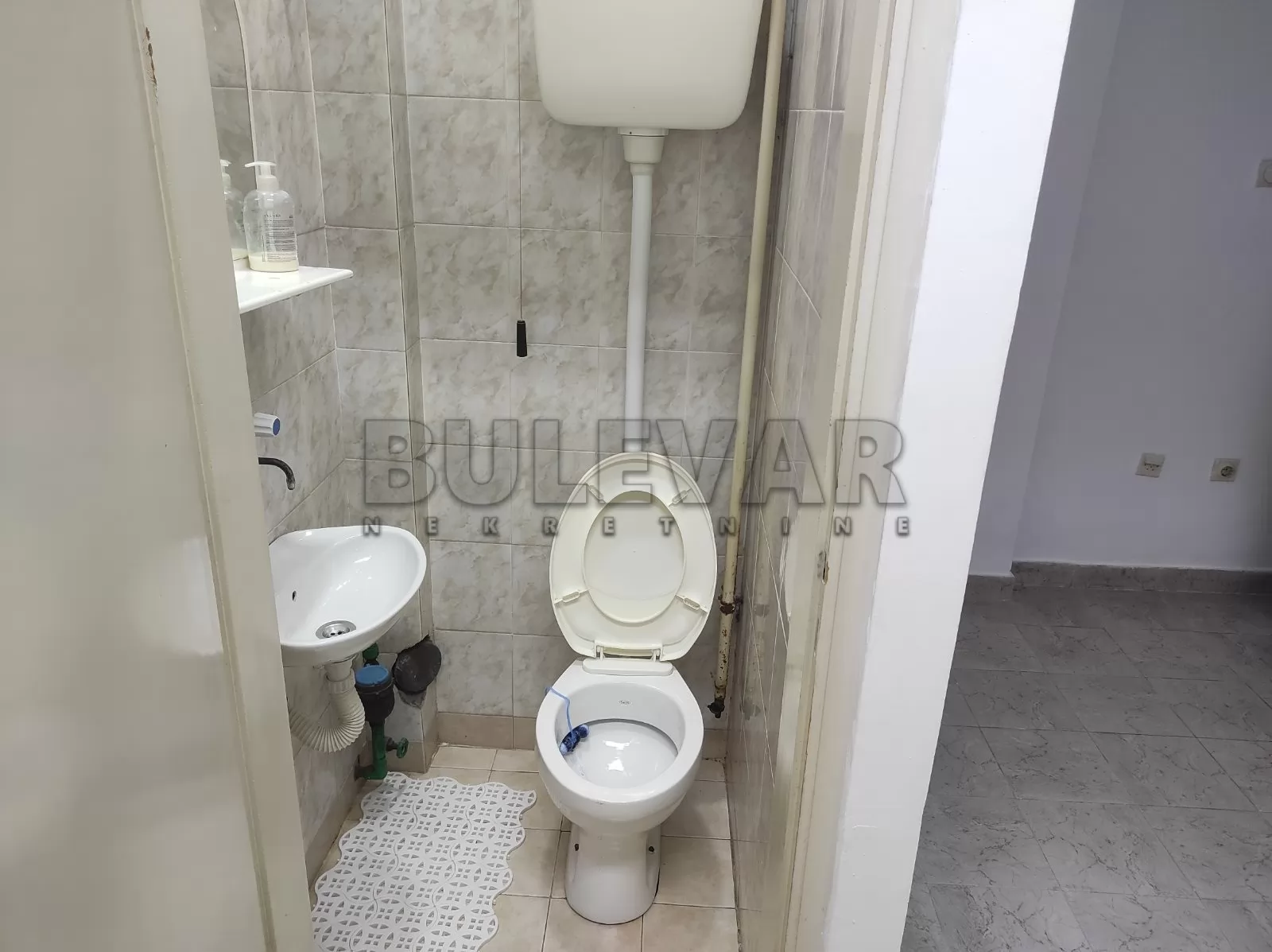 Lokal, 15 m2, Centar, Milutina Markovića ID: i-015399 7