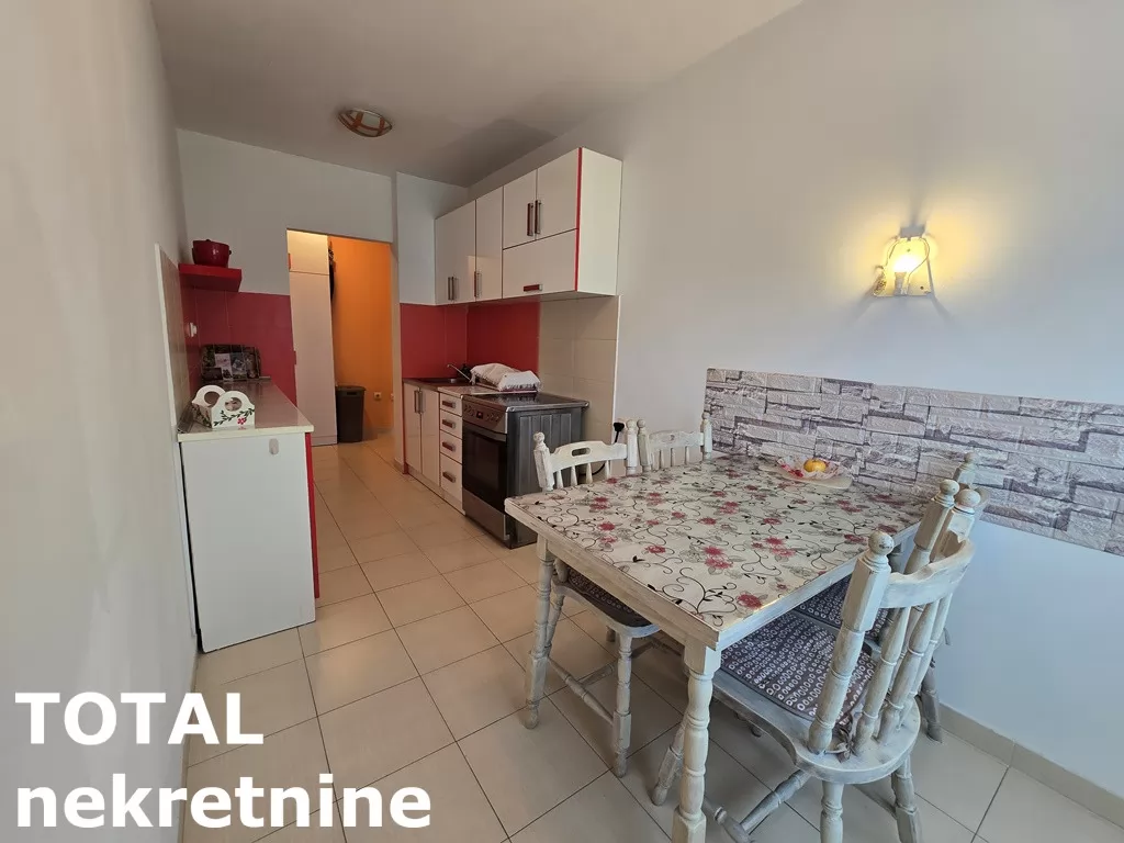 Stan,NOVI SAD,ZELEZNICKA STANICA,kv: 54.00, € 140000, ID: 1101930 7