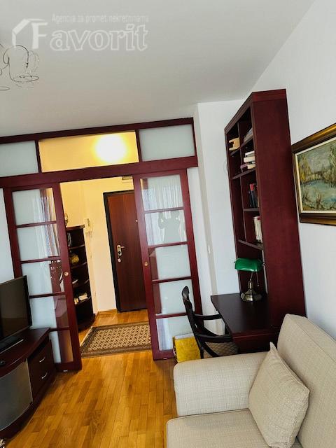 ZEMUN, RADNICKA, 50m2 5