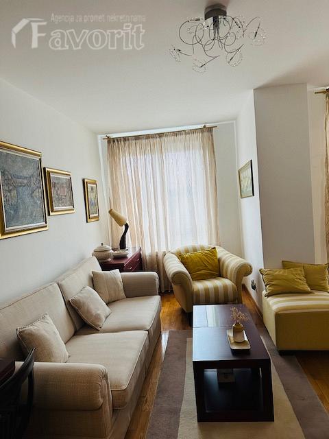 ZEMUN, RADNICKA, 50m2 2
