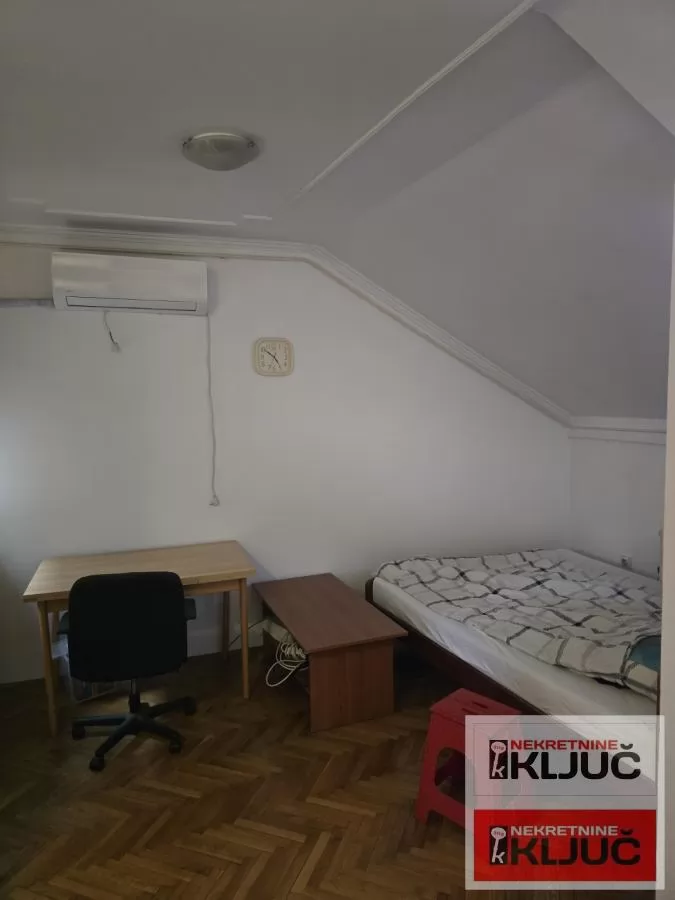 CENTAR, 29m2, Jednosoban kod Futoške pijace 4