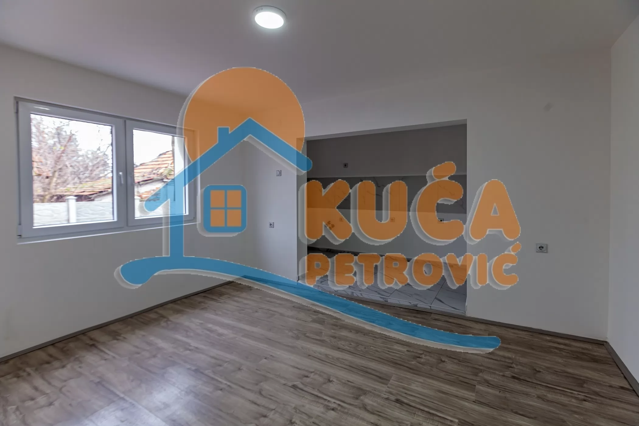 četvorosobna kuća, 204 m2, Gornji Komren, 7. jula ID: p-014661 6