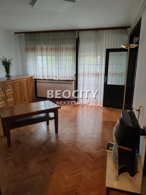 Petosobna kuća, 211 m2, Vladimira Nazora ID: 126777 7