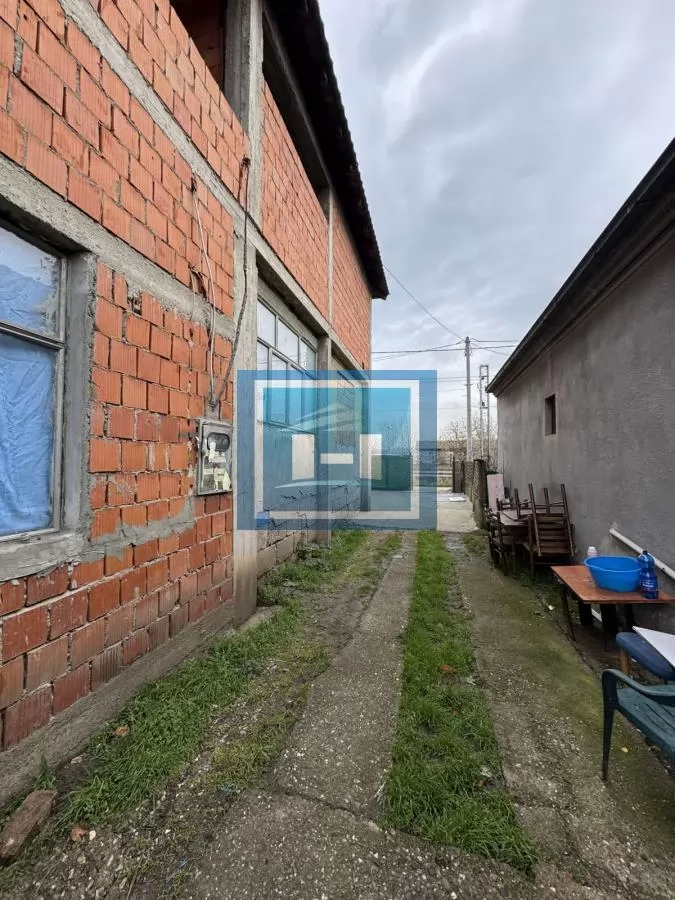 Prodaja, Kuća, Ćuprija 1