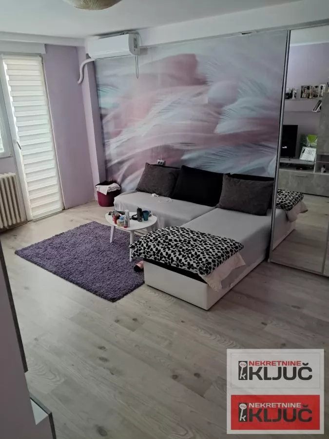 ROTKVARIJA, 51m2, Dvosoban, Renoviran 2