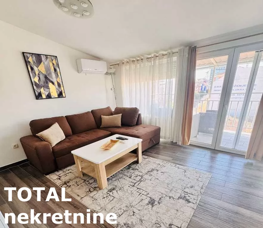 Stanovi,NOVI SAD,CENTAR,kv: 37.00, € 350, ID: 9189868 1