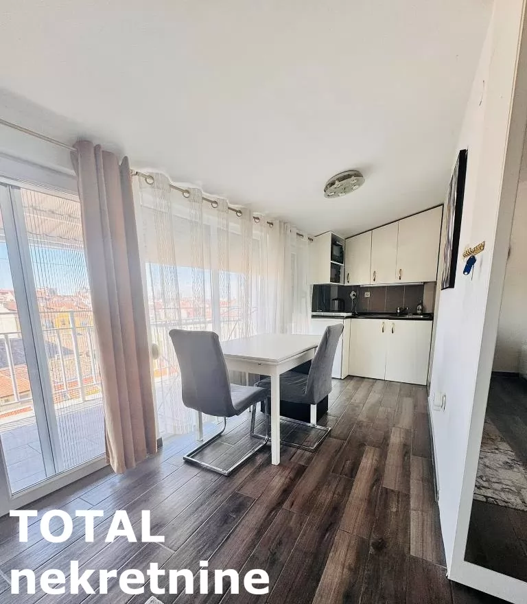 Stanovi,NOVI SAD,CENTAR,kv: 37.00, € 350, ID: 9189868 4