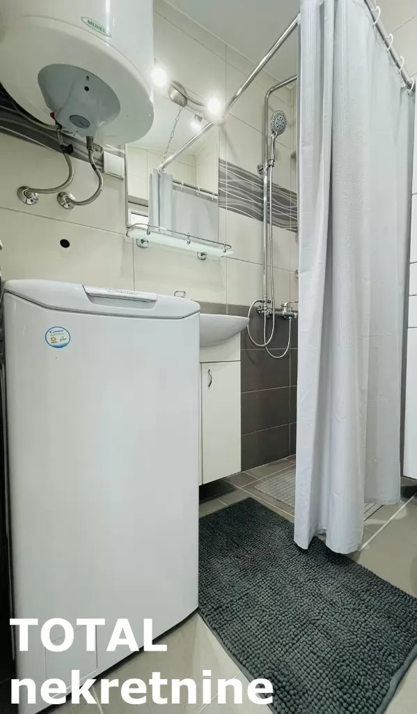 Stanovi,NOVI SAD,CENTAR,kv: 37.00, € 350, ID: 9189868 6