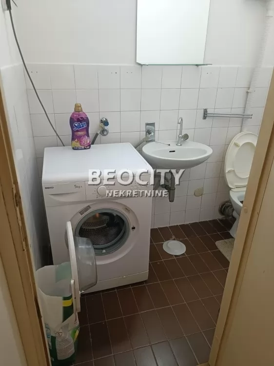 Trosoban stan, 91 m2, Blok 63, Gandijeva ID: 51281 11