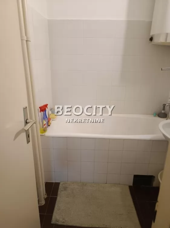 Trosoban stan, 91 m2, Blok 63, Gandijeva ID: 51281 13