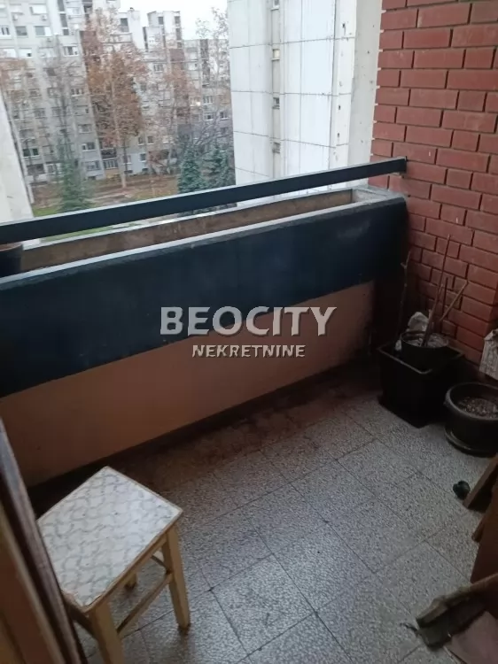 Trosoban stan, 91 m2, Blok 63, Gandijeva ID: 51281 14