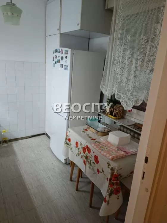 Trosoban stan, 91 m2, Blok 63, Gandijeva ID: 51281 9