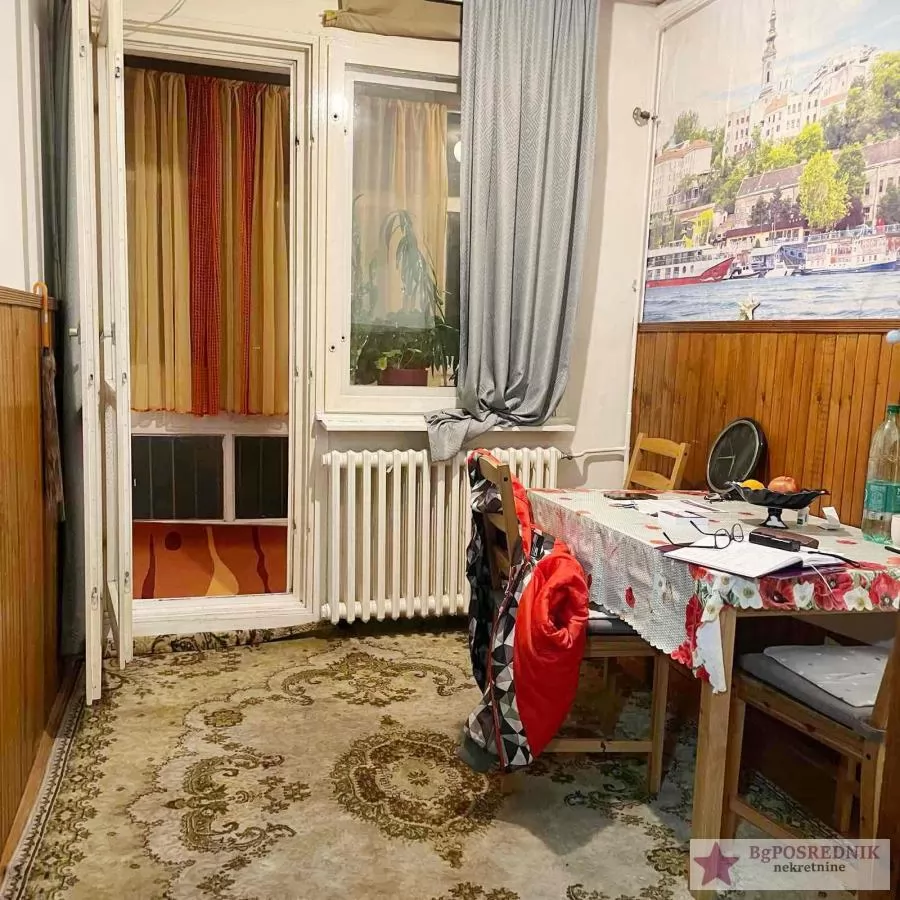 Voždovac, Crkva kralja Vladimira, Indire Gandi, 40m2 4