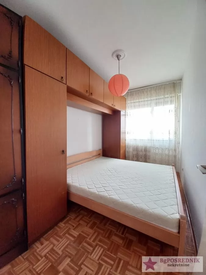 Zemun, Karađorđev trg, Karađorđeva, 78m2 5