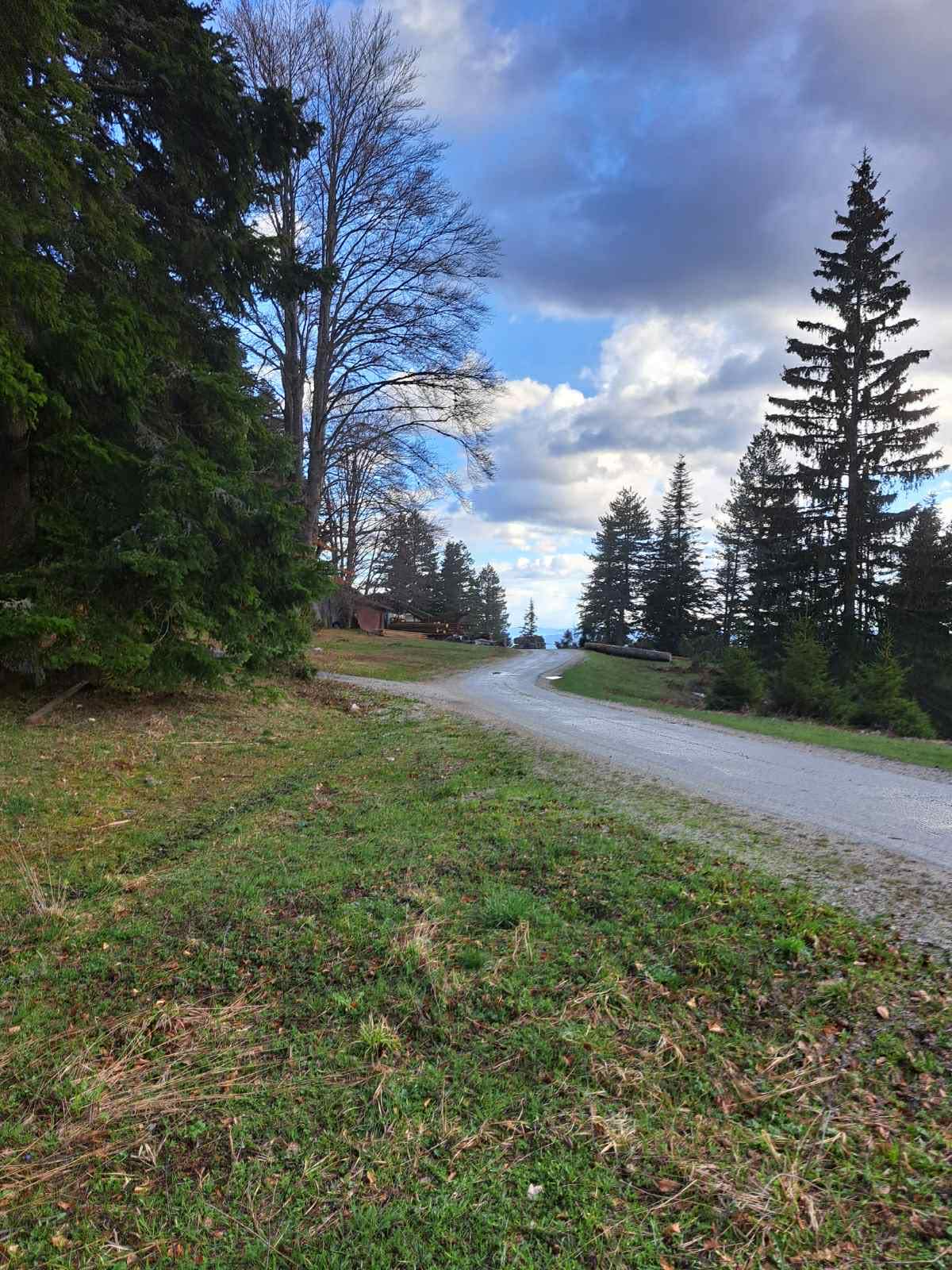 Plac Zlatibor selo Stublo 5