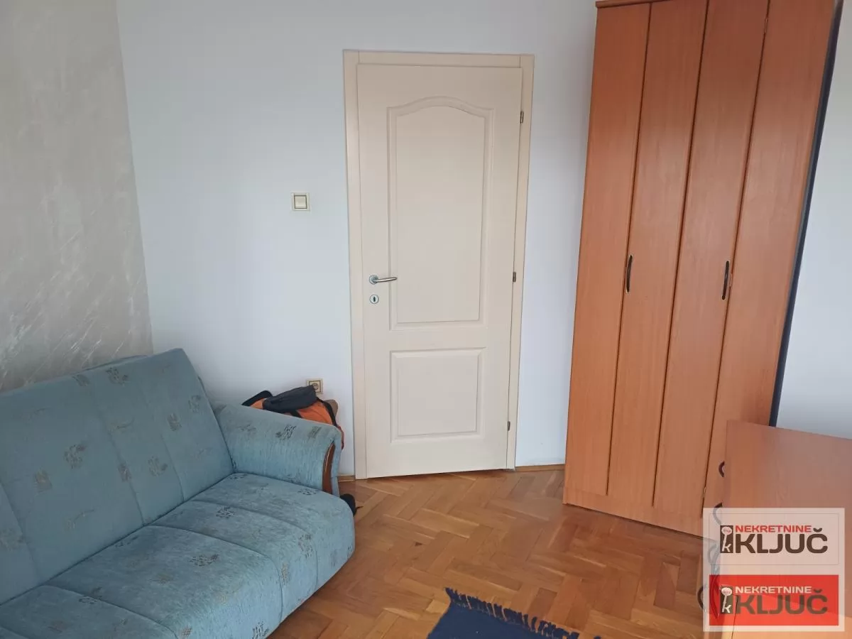 DOBAR STAN U CENTRU GRADA 6