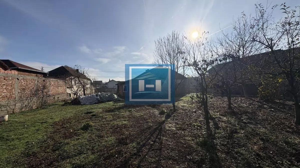 Na prodaju – porodična kuća na samo 3 km od grada 23