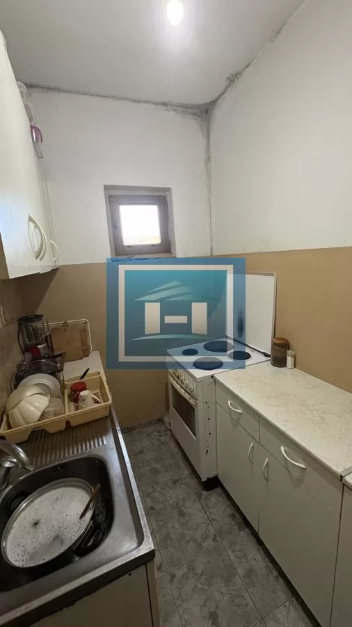 Na prodaju – porodična kuća na samo 3 km od grada 7