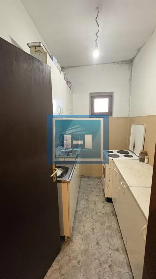 Na prodaju – porodična kuća na samo 3 km od grada 8