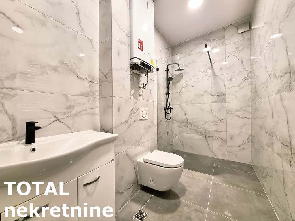 Stan,NOVI SAD,CENTAR,kv: 82.00, € 238600, ID: 1101938 14