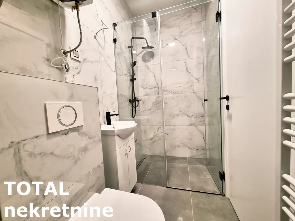 Stan,NOVI SAD,CENTAR,kv: 82.00, € 238600, ID: 1101938 9