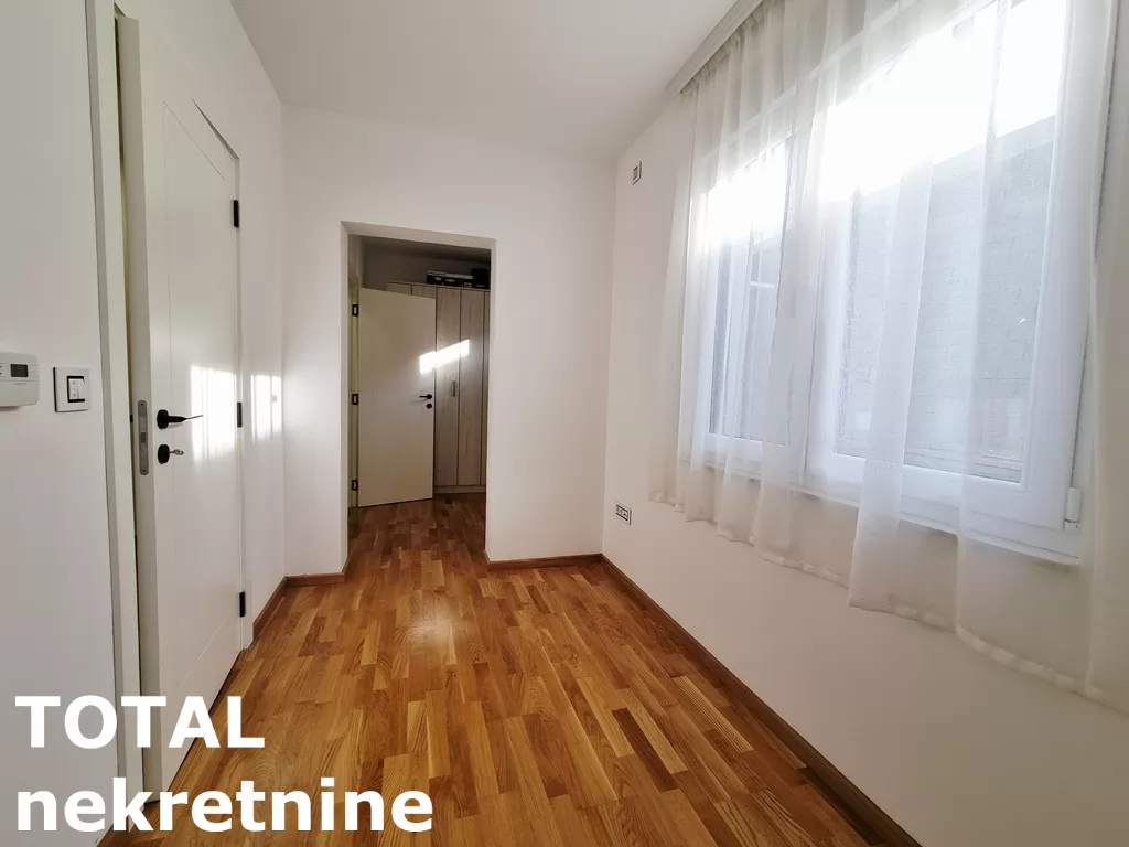 Stan,PETROVARADIN,PETROVARADIN,kv: 98.00, € 223000, ID: 1101936 12