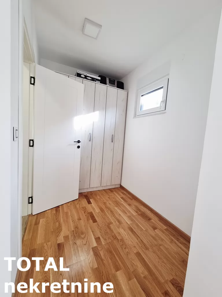 Stan,PETROVARADIN,PETROVARADIN,kv: 98.00, € 223000, ID: 1101936 13