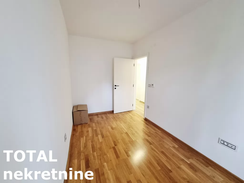 Stan,PETROVARADIN,PETROVARADIN,kv: 98.00, € 223000, ID: 1101936 19