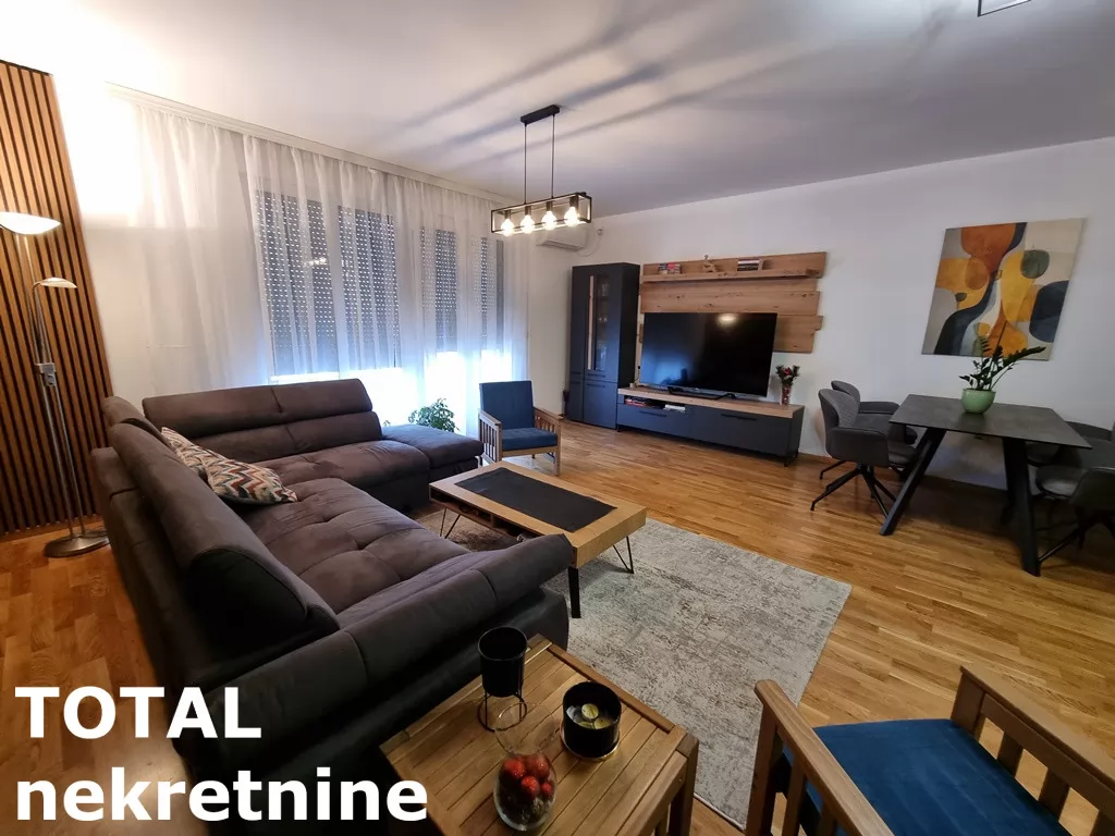 Stan,PETROVARADIN,PETROVARADIN,kv: 98.00, € 223000, ID: 1101936 8