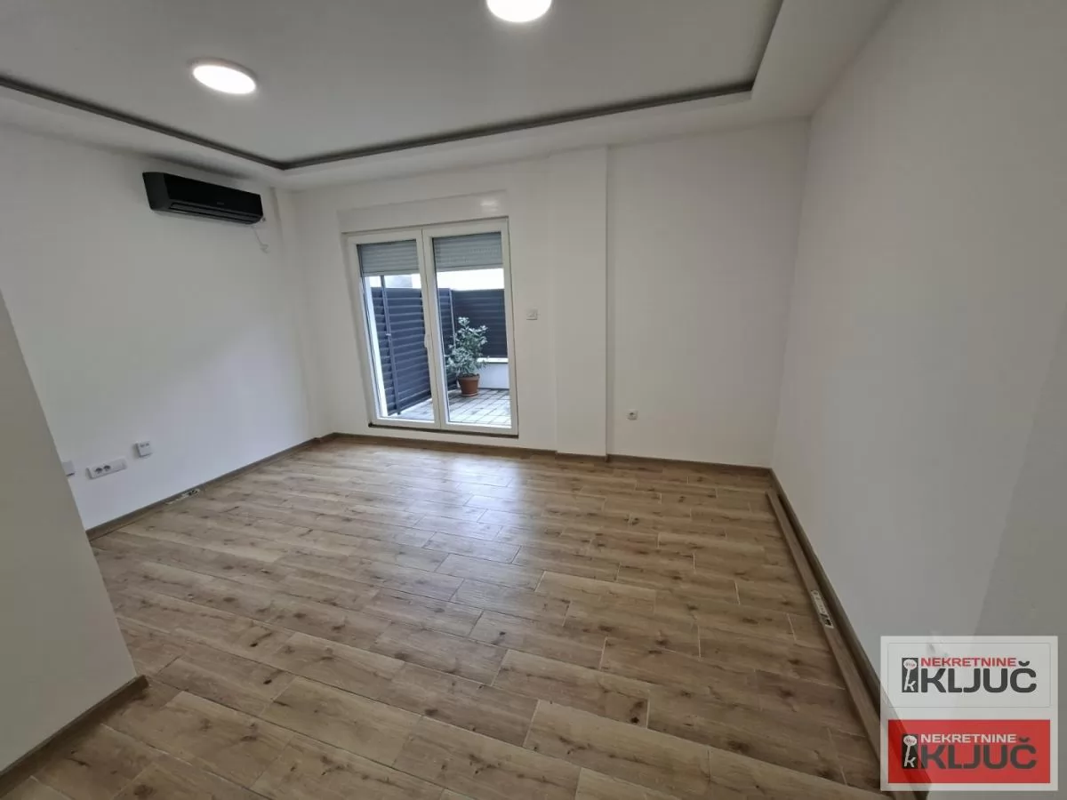 TELEP, 23m2+terasa 12m2, Garsonjera 2