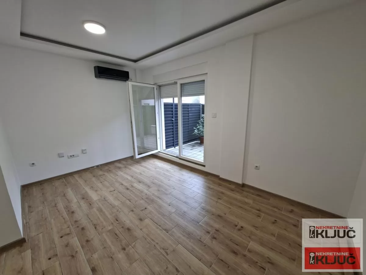 TELEP, 23m2+terasa 12m2, Garsonjera 3