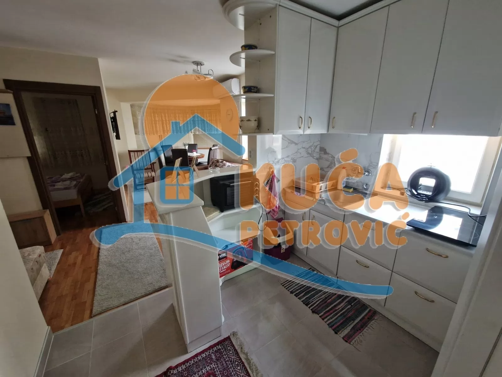 Trosoban stan, 73 m2, Centar, Olimpijska ulica ID: p-015413 10