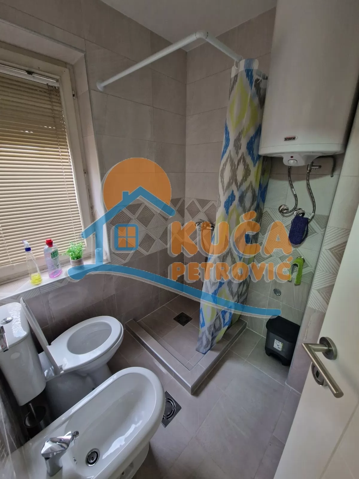 Trosoban stan, 73 m2, Centar, Olimpijska ulica ID: p-015413 9