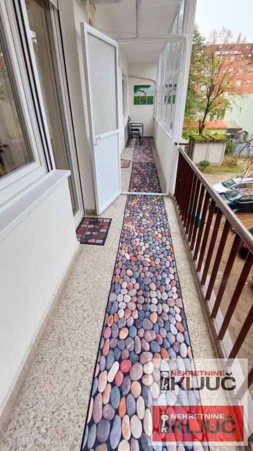 GRBAVICA IZDAJE SE DVOSOBAN NAMEŠTEN STAN 11