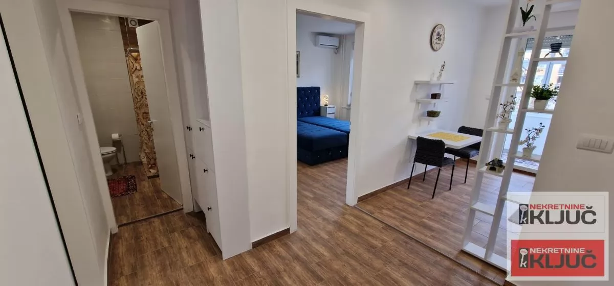 GRBAVICA IZDAJE SE DVOSOBAN NAMEŠTEN STAN 7