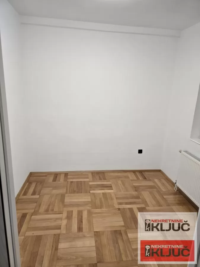NOVO NASELJE, 43m2, Jednoiposoban, Renoviran 3