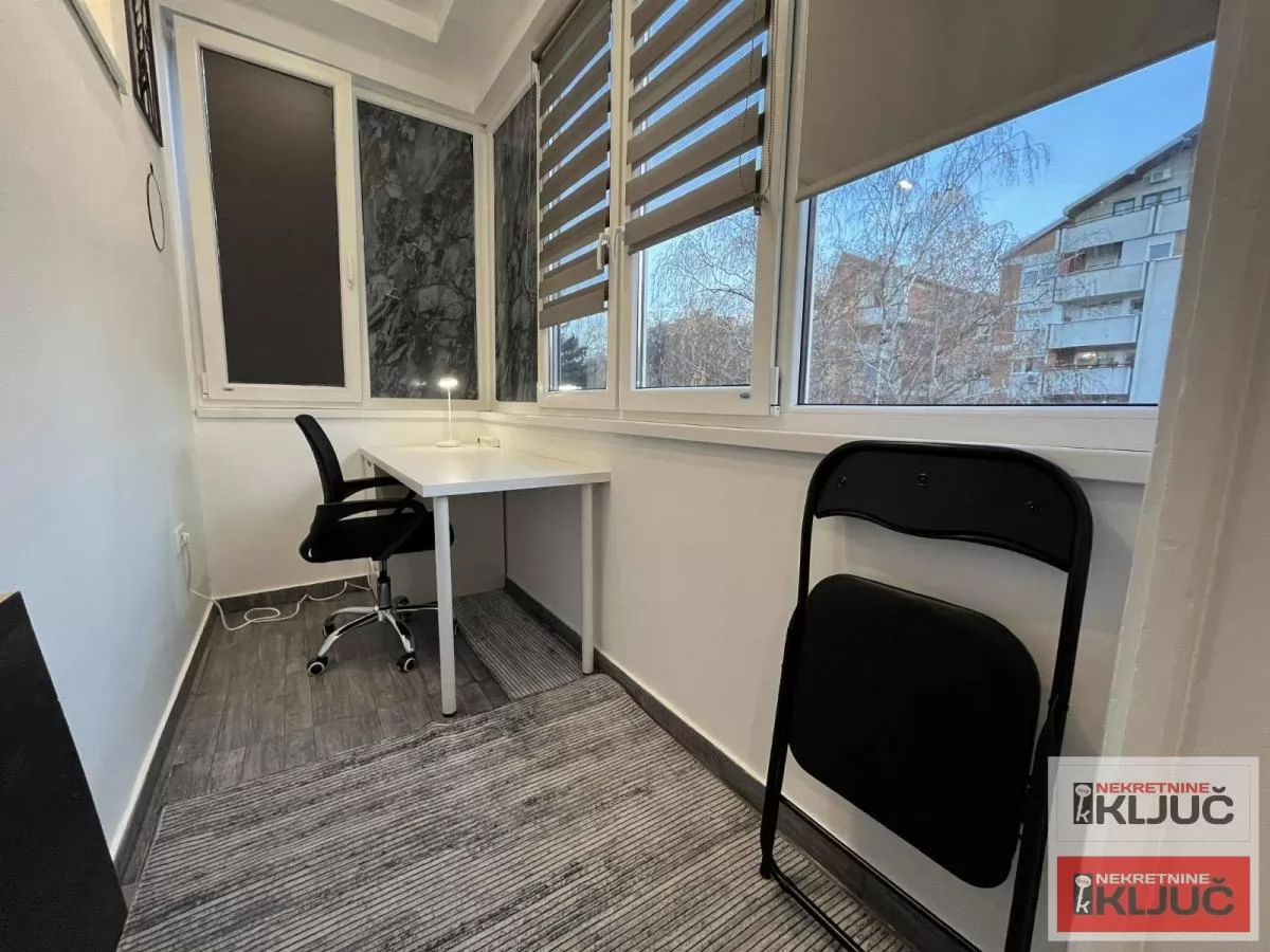 SPENS IZDAJE SE JEDNOSOBAN MODERNO OPREMLJEN STAN 10