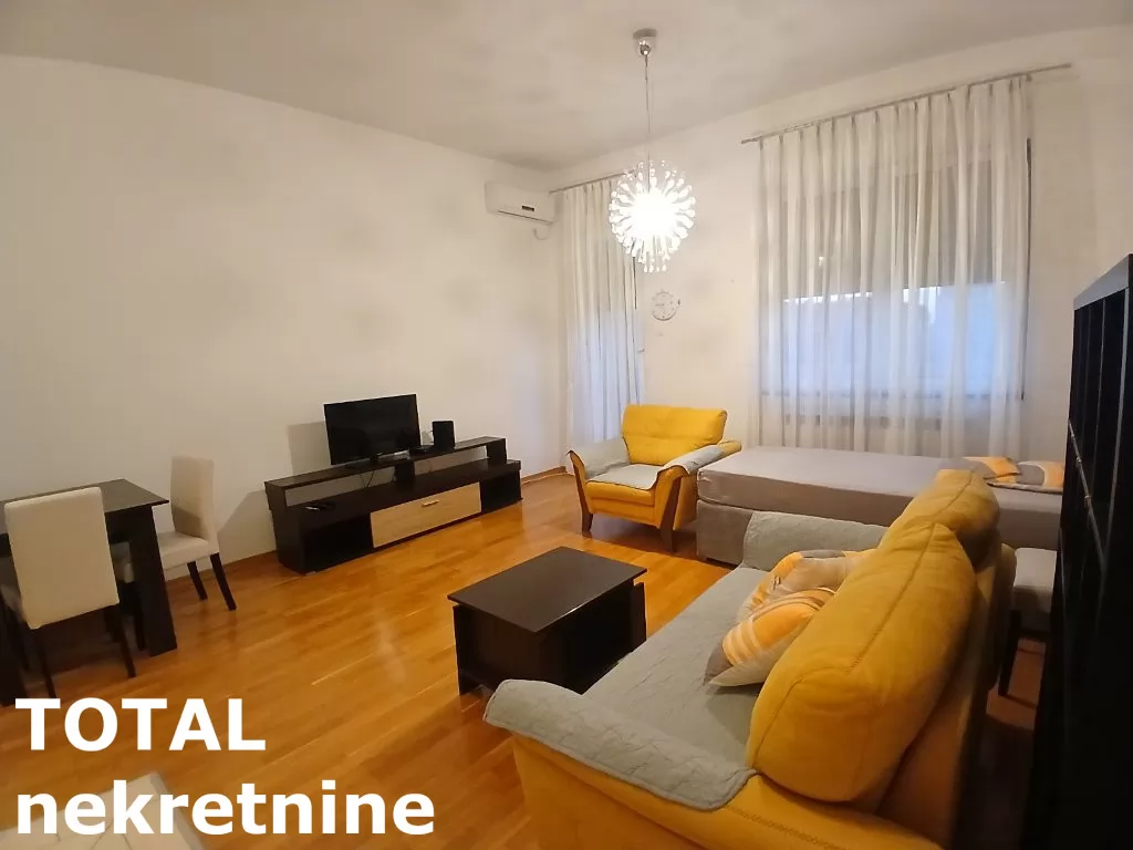 Stan,NOVI SAD,BULEVAR,kv: 36.00, € 144000, ID: 1101962 2