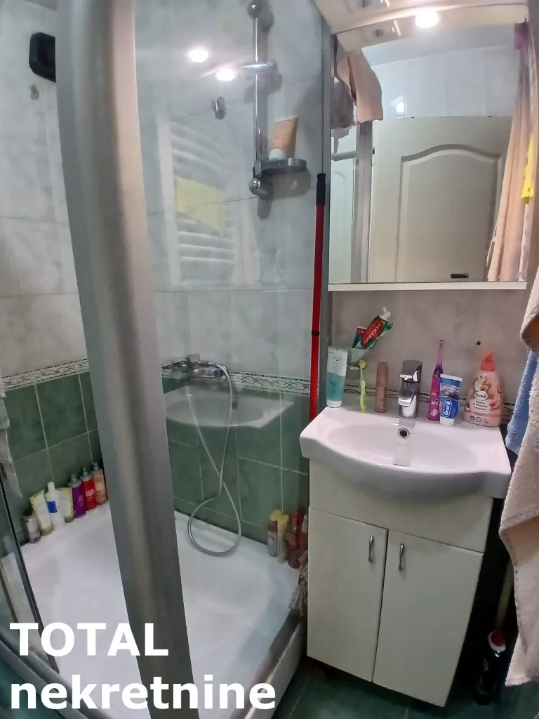 Stan,NOVI SAD,ZELEZNICKA STANICA,kv: 51.00, € 131000, ID: 1101958 11