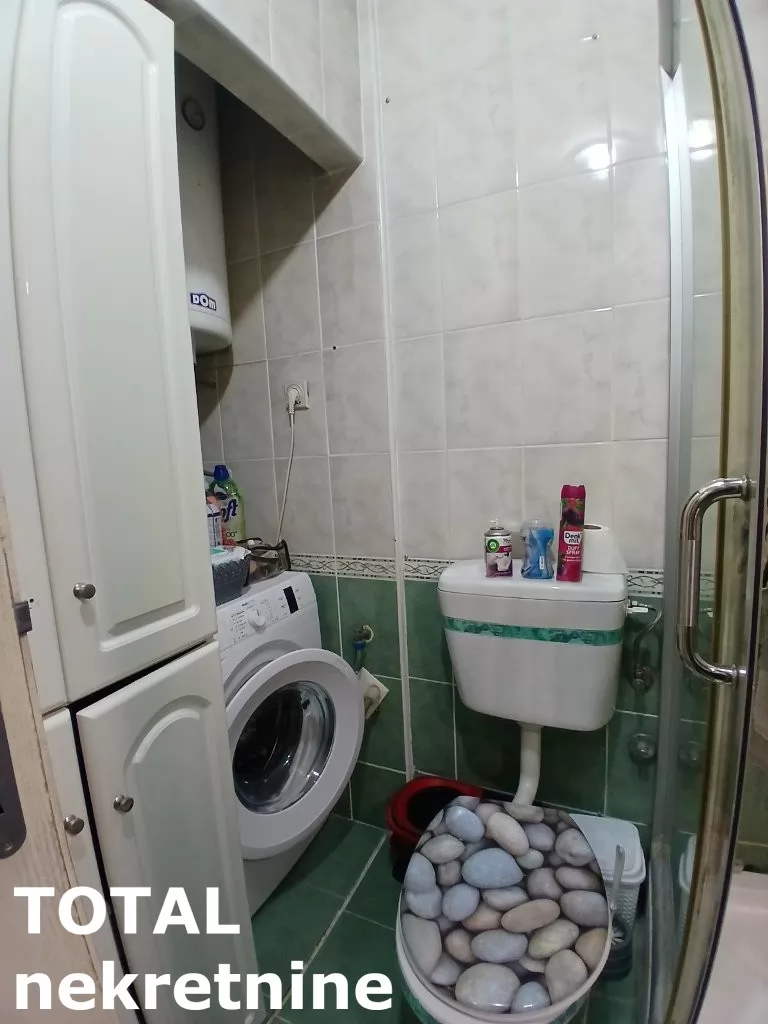 Stan,NOVI SAD,ZELEZNICKA STANICA,kv: 51.00, € 131000, ID: 1101958 12