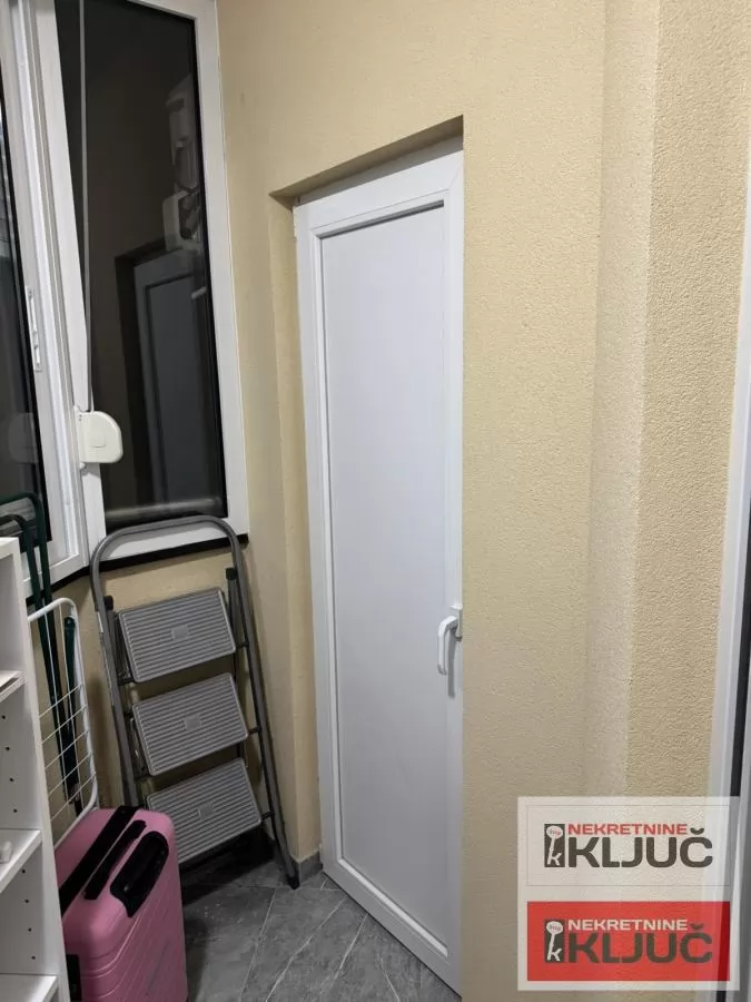 TELEP, 65m2, Trosoban, Novogradnja, Parking,Namešten 12