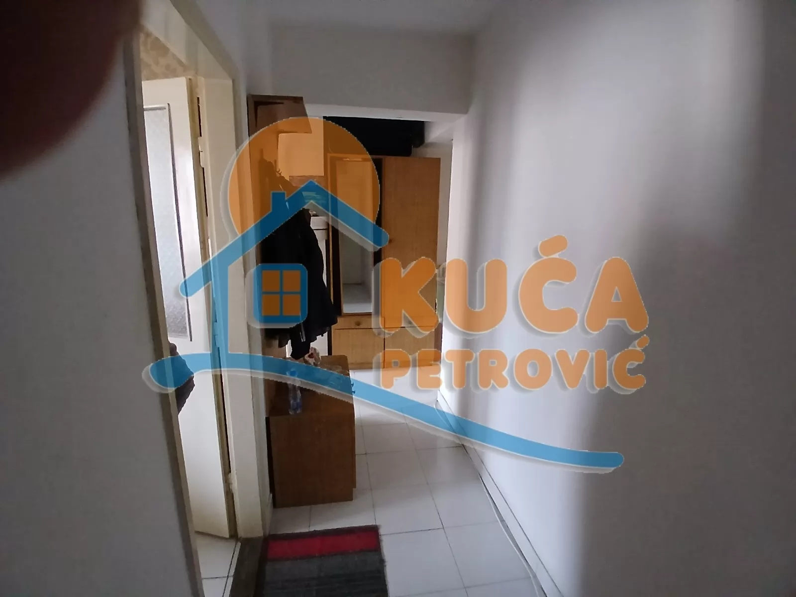 Trosoban stan, 72 m2, Marger, Obilićev venac ID: p-015420 2