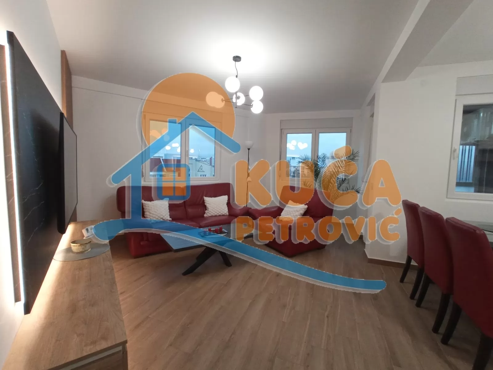 Trosoban stan, 85 m2, Čair, Filipa Višnjića ID: i-015402 2