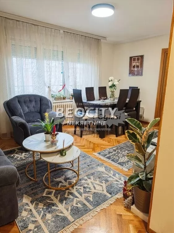 četvorosoban stan, 100 m2, Centar, Admirala Geprata ID: 126712 1